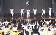 Personnes âgées et public, Qi Qong